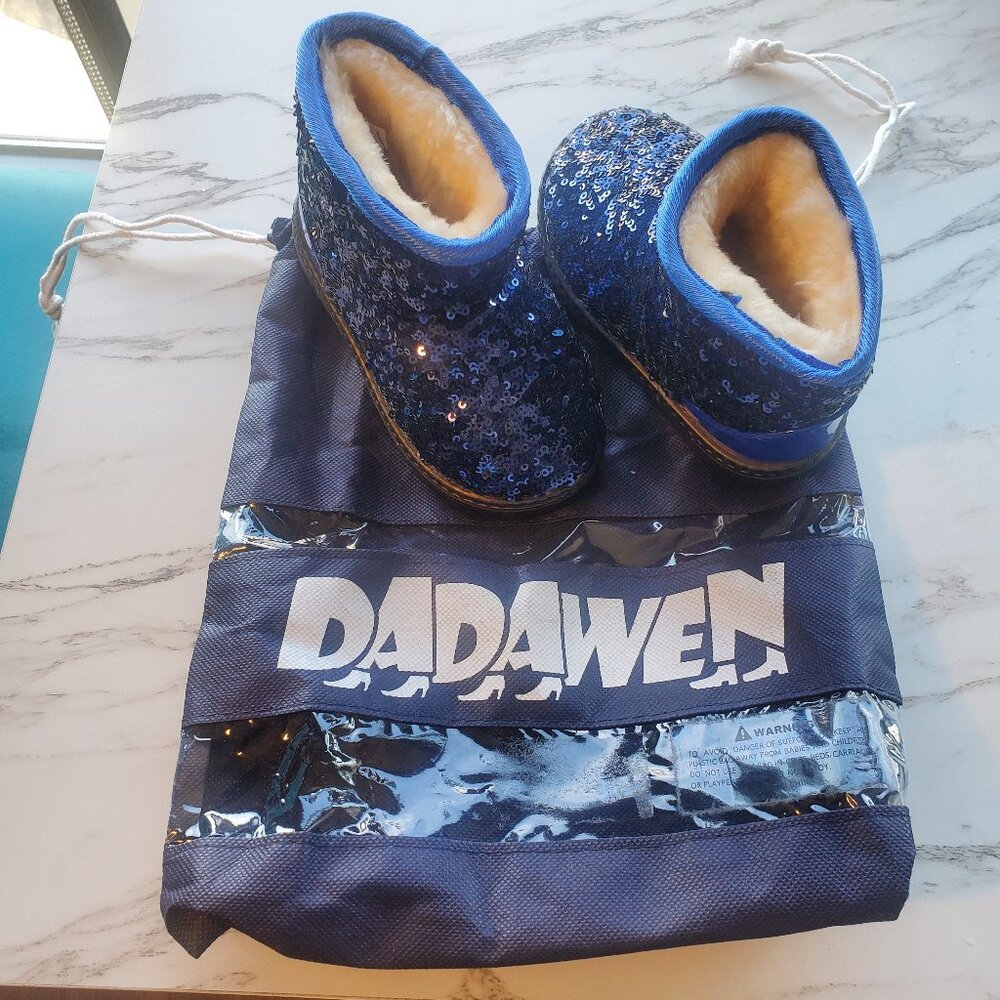 *NEW* Toddler Girl’s Sz. 7.5 (24) DADAWEN Warm Winter Sequin Boots